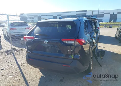 2021 Toyota Rav4 Xle from USA, damaged, VIN 2T3W1RFVXMC110281